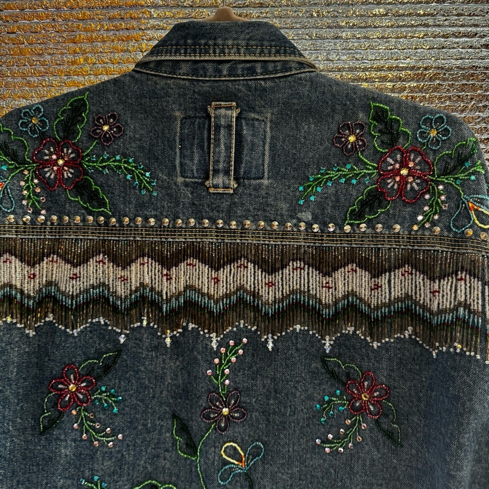 Code Blue vintage Jean Jacket Beaded Floral. Women’s size M - Picture 10 of 16